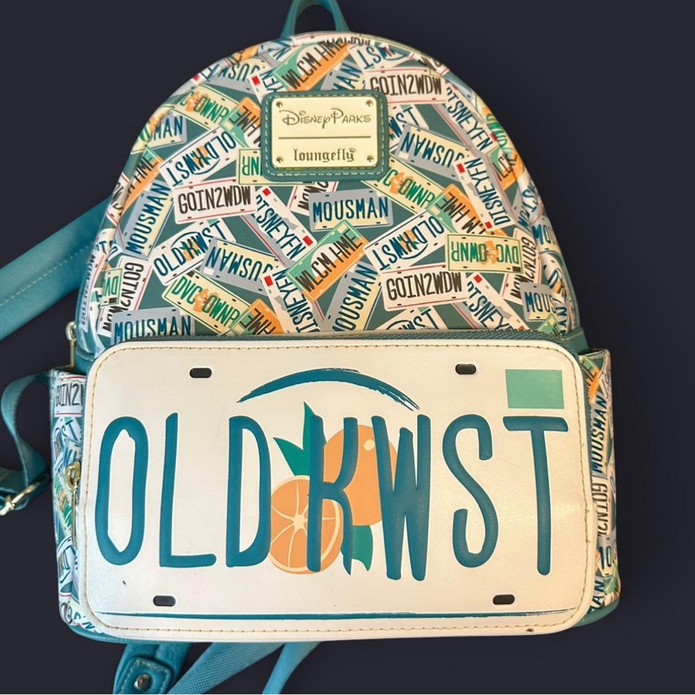 Disney Old Key West lounge fly backpack